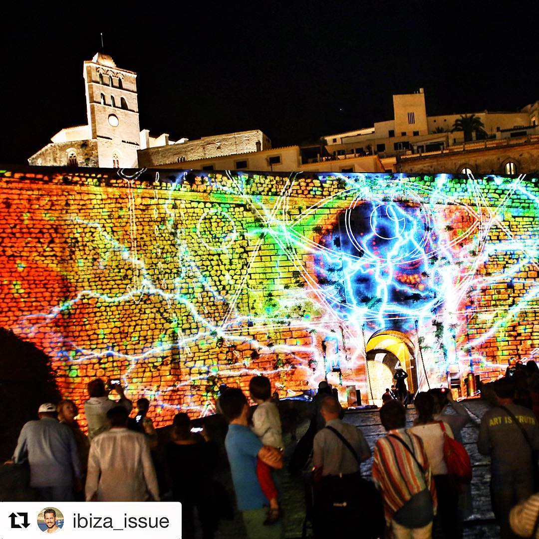 Last weekend Dalt Vila was full of lights and colours at the Ibiza Light Festival 💈🎑 Thanks to @ibiza_issue for the great shot 👍 #ibiza #daltvila #art #mapping #light #colours #festival #night #ibiza2017 #instaart #spain #repost #world #picoftheday #ibizagram #travelspain #ibizadiary #ibizalightfestival, Dalt Vila, Ibiza
