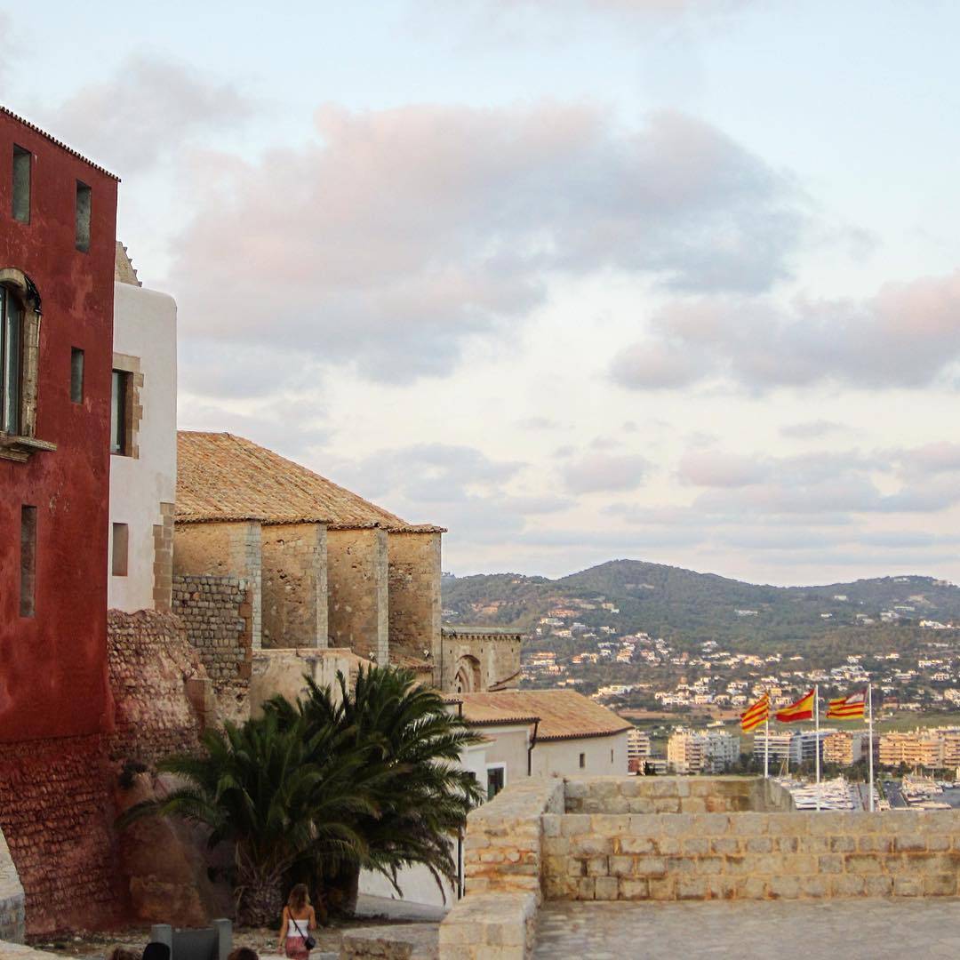 That’s the highest point of Dalt Vila 👑 Feels good to be on top of Eivissa 👍 #eivissa #daltvila #ibiza #pitiusas #baleares #spain #castle #worldheritage #culture #oldtimes #catalunya #ibiza2018 #goodfeeling #goodplace #goodvibes #lovetotravel #lovemycity #ontop #high #ibizadiary, Castell De Eivissa Ibiza Castle