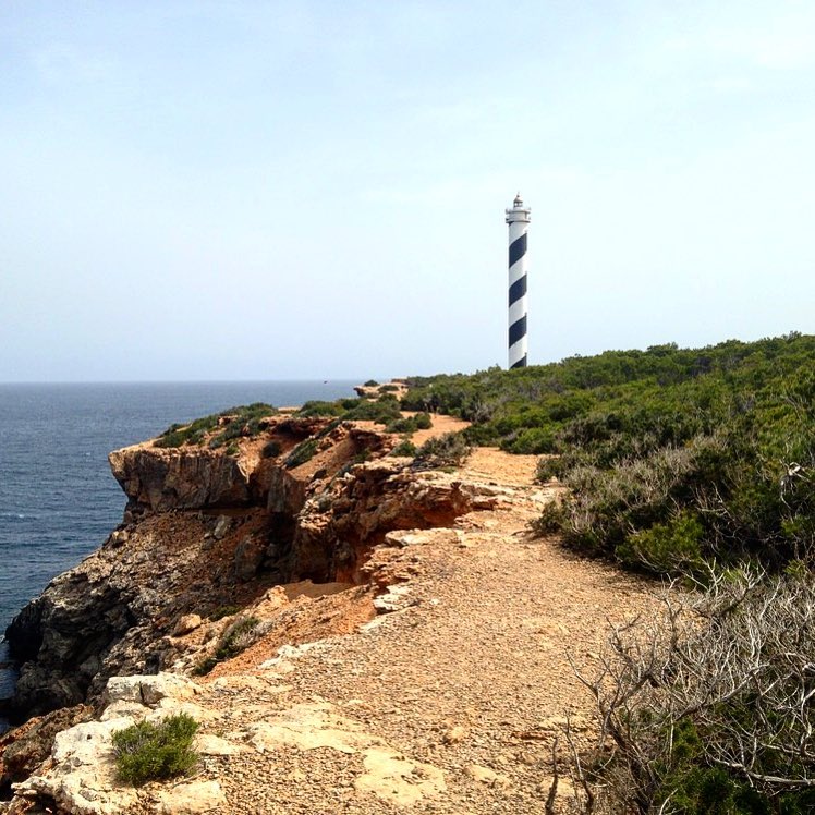 Hiking tour to the most northern place of the island! The lighthouse of Portinatx. ☀️ #lighthouse #faro #ibiza #portinatx #nature #instaibiza #instahike @hike_the_world_ #hiketheworld #baleares #ibizanature #ibizaoutdoor #ibizadiary, Faro de Portinatx